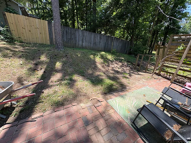 1001 Crawford Cir — Photo 17