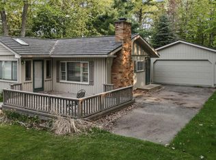 1500 Cedar Grove Ln, Indian River, MI 49749