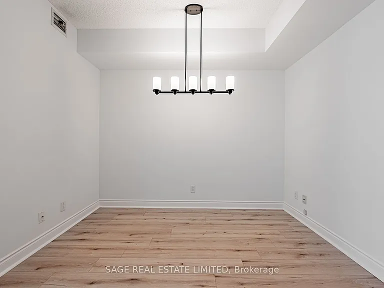 319 Merton St #1205 — Photo 4
