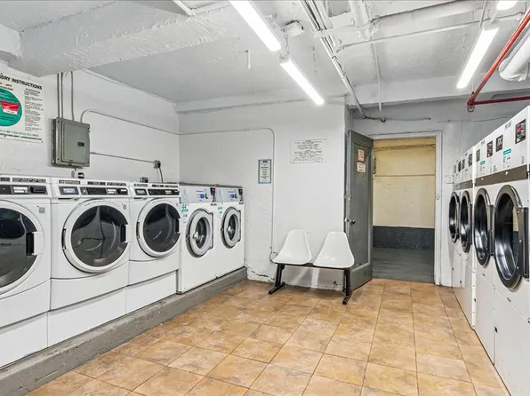 88-10 34th Avenue image 16 of 16