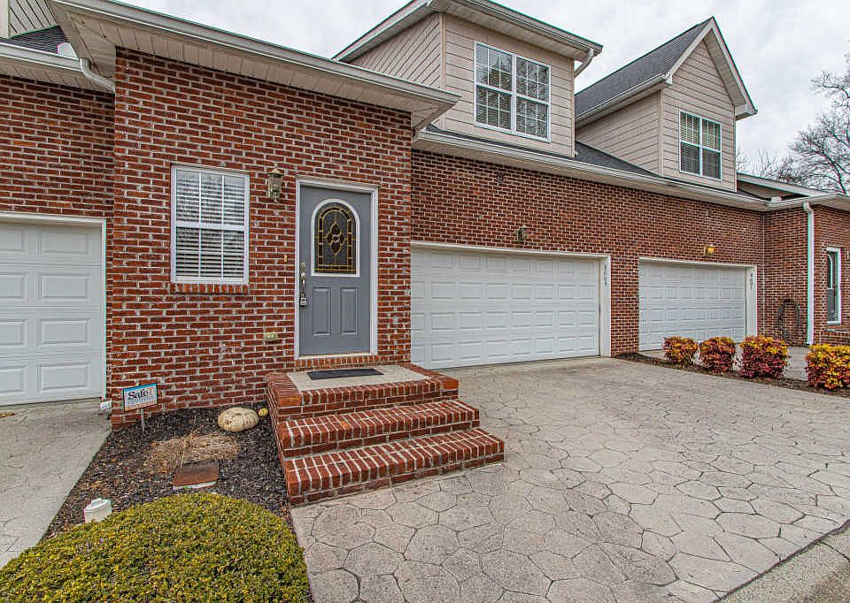 1st image of 8605 Ashbourne Way