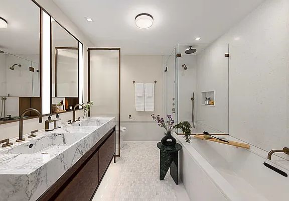 5th image of 39 W 23rd St APT 7B