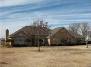 54 Edgewater Dr, Wichita Falls, TX 76308