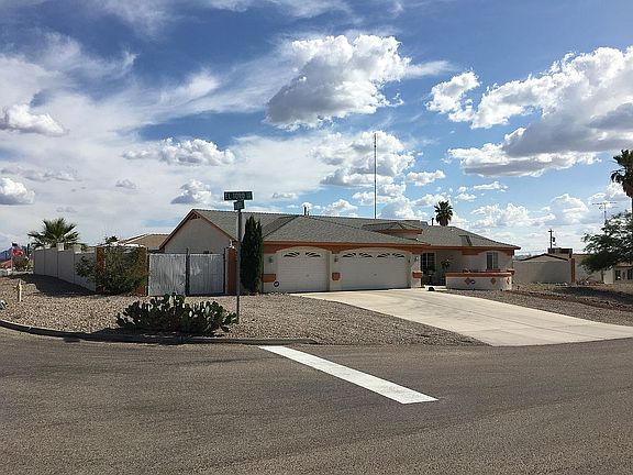 3rd image of 3638 El Toro Dr