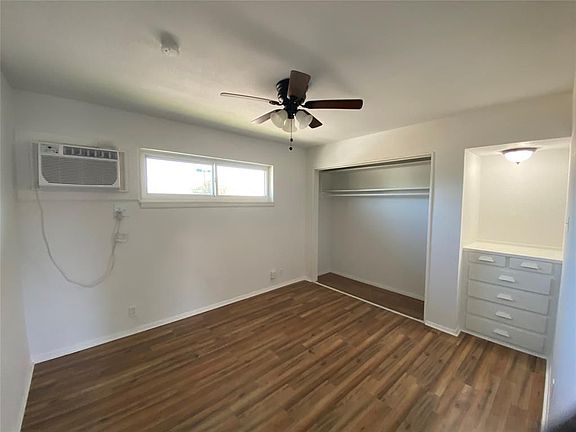 5th image of 4706 Yellowstone Blvd Unit 18