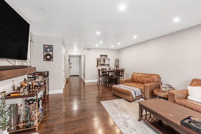 6821 Alvarado Rd #11 — Photo 10