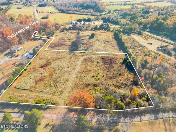 5907 Bingham Ln, Maryville, TN 37801