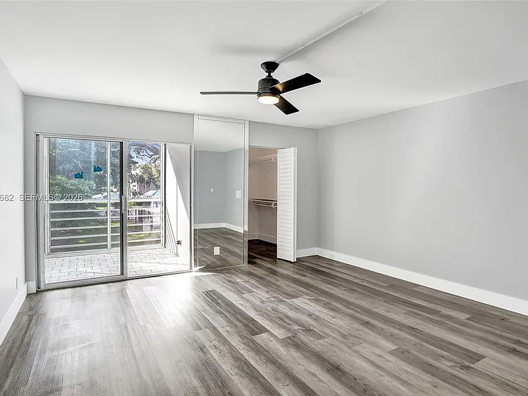 3001 Portofino Isle #K2 — Photo 28