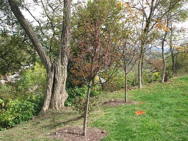 1st image of 2643 Fernwald Rd