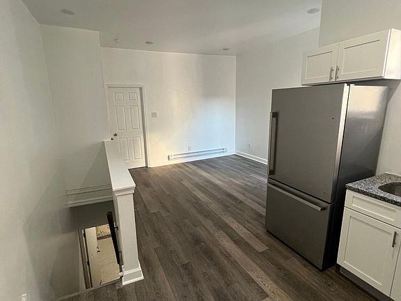 2nd image of 1225 N 54th St #2