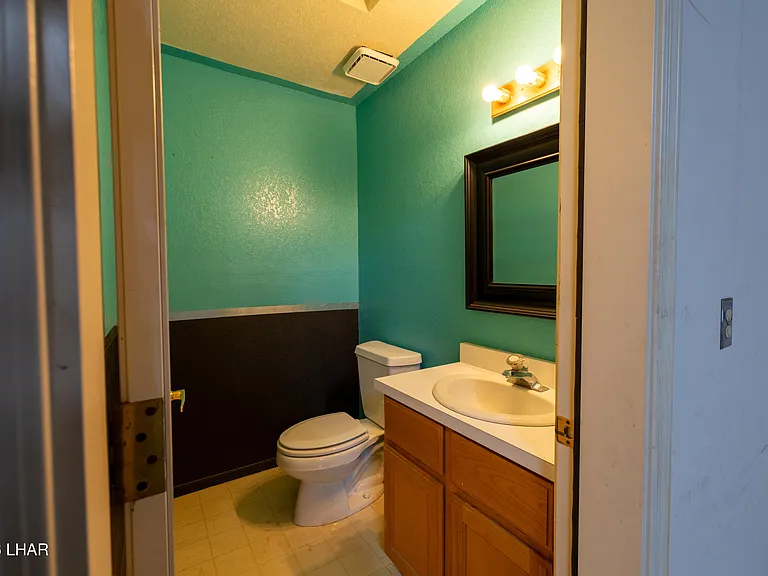1582 Brodie Dr — Photo 19