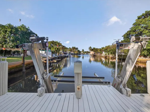 371 SE 3rd St, Pompano Beach, FL 33060