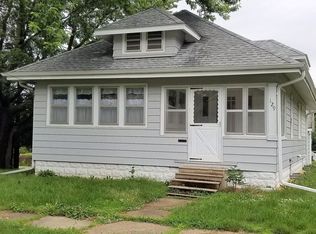 129 Moir St, Waterloo, IA 50701