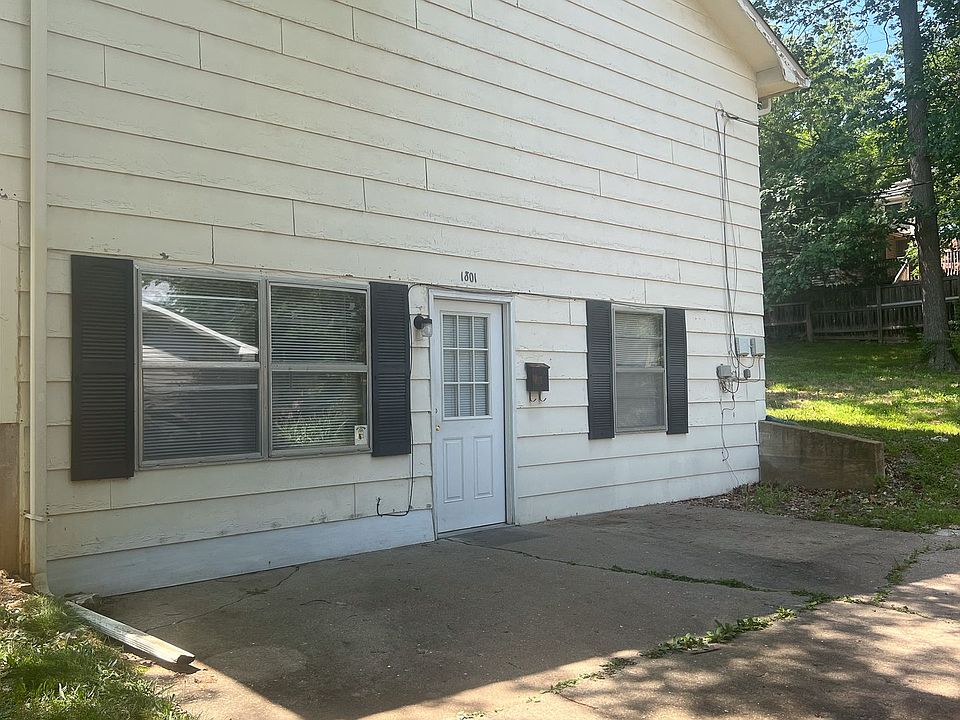 1st image of 1801-1803 Stanford Dr