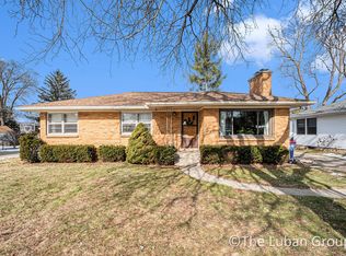 2027 Wendover Dr NW, Grand Rapids, MI 49504