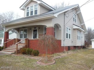 8379 Old Highway 50, Flora, IL 62839