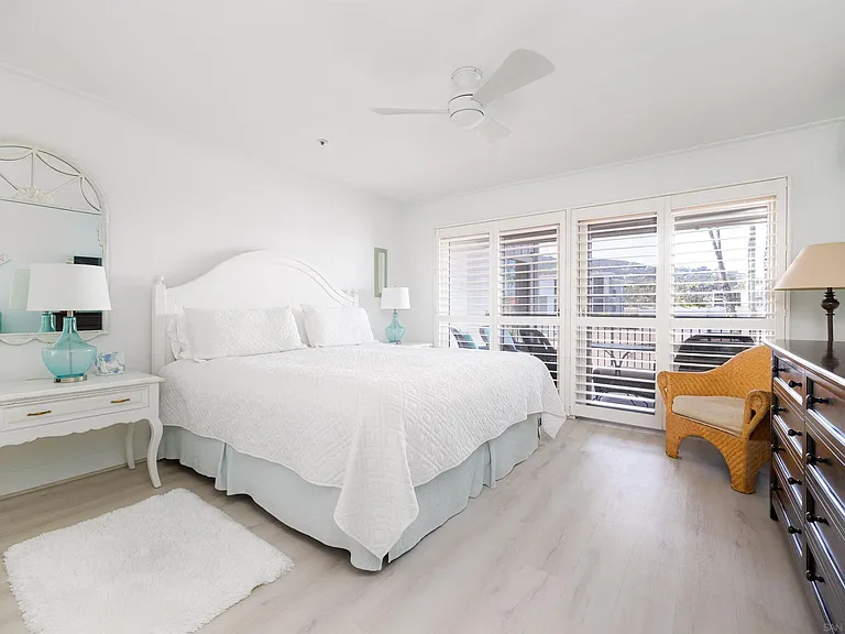 8263 Camino Del Oro #372 — Photo 13