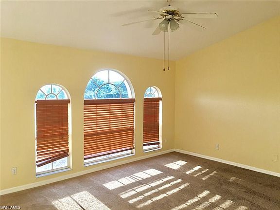 5th image of 3426 Oasis Blvd