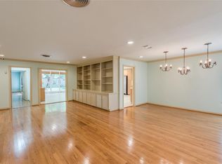 4063 Dumbarton St, Houston, TX 77025