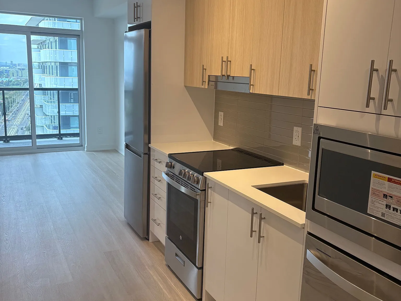 1 bed, $2,100 — Photo 2