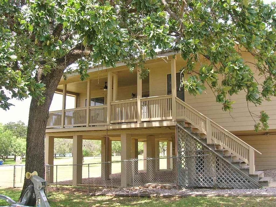 1st image of 620 Clear Cove Dr