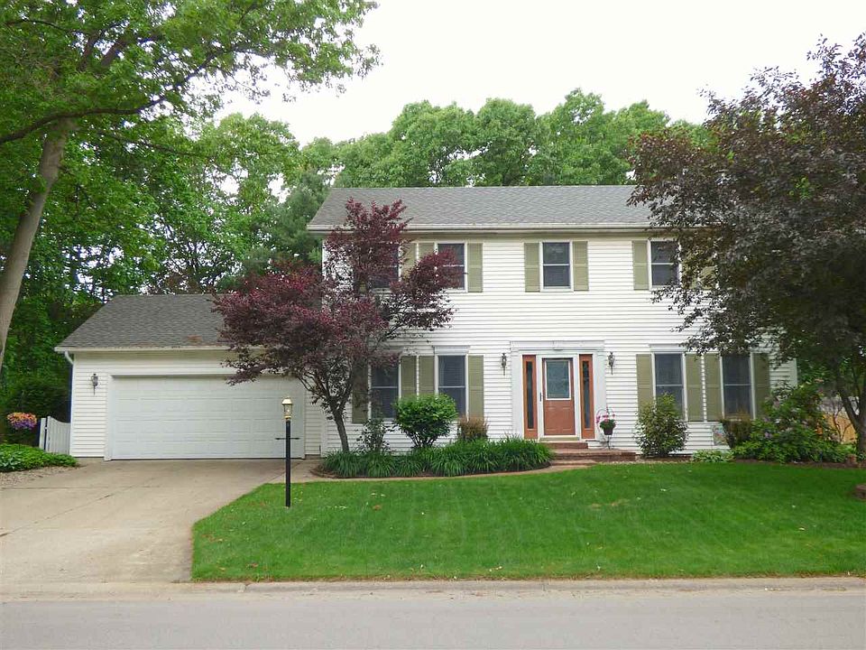 1st image of 54583 Felicity Dr