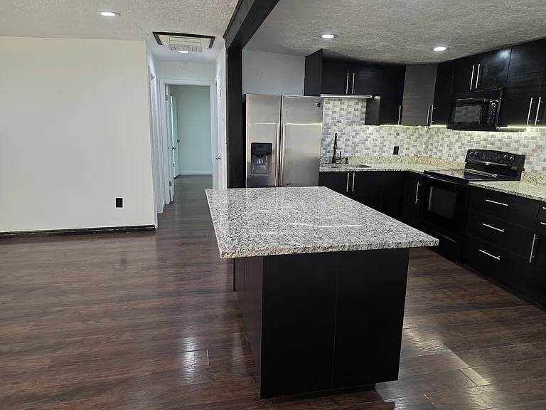 7941 S 3620 W — Photo 15