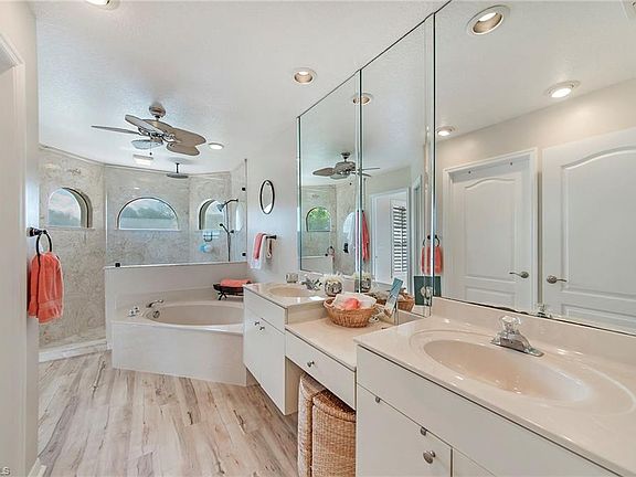 5th image of 686 Briarwood Blvd