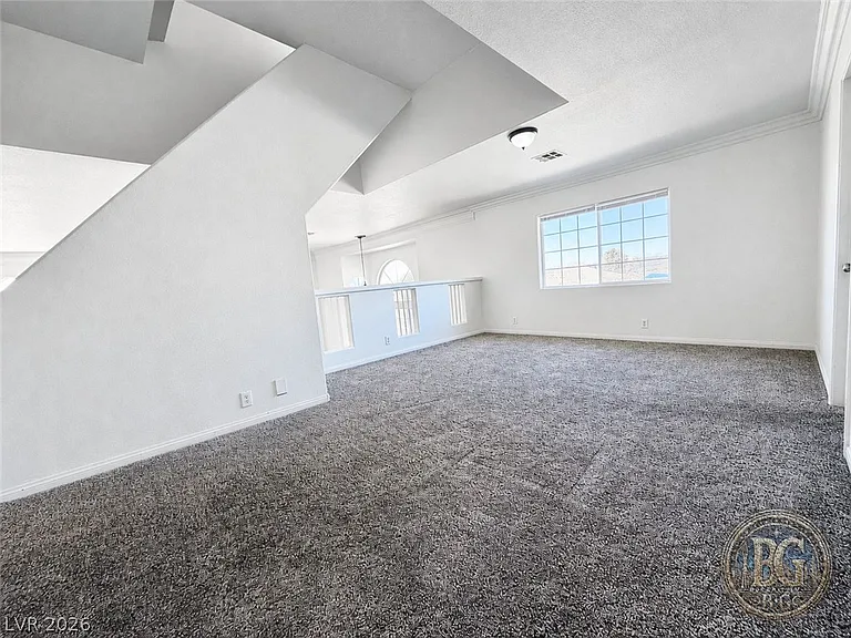 764 Benedict Dr — Photo 14