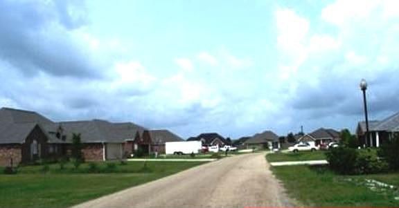 5th image of 9913 Destrehan Ave