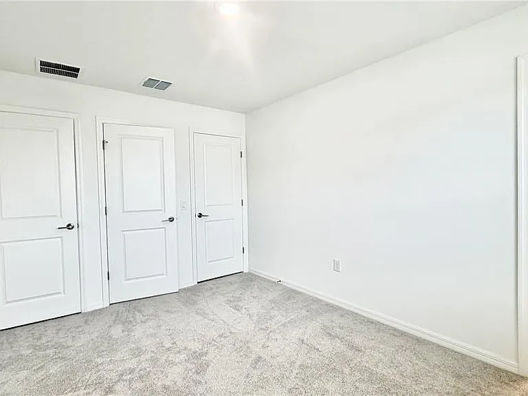 3244 Skyline Loop — Photo 4