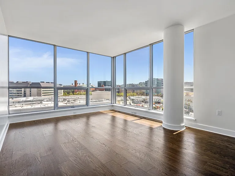 718 Long Bridge St #800 — Photo 21