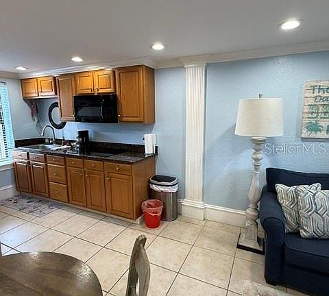 5th image of 301 CENTRAL AVENUE S Unit 11
