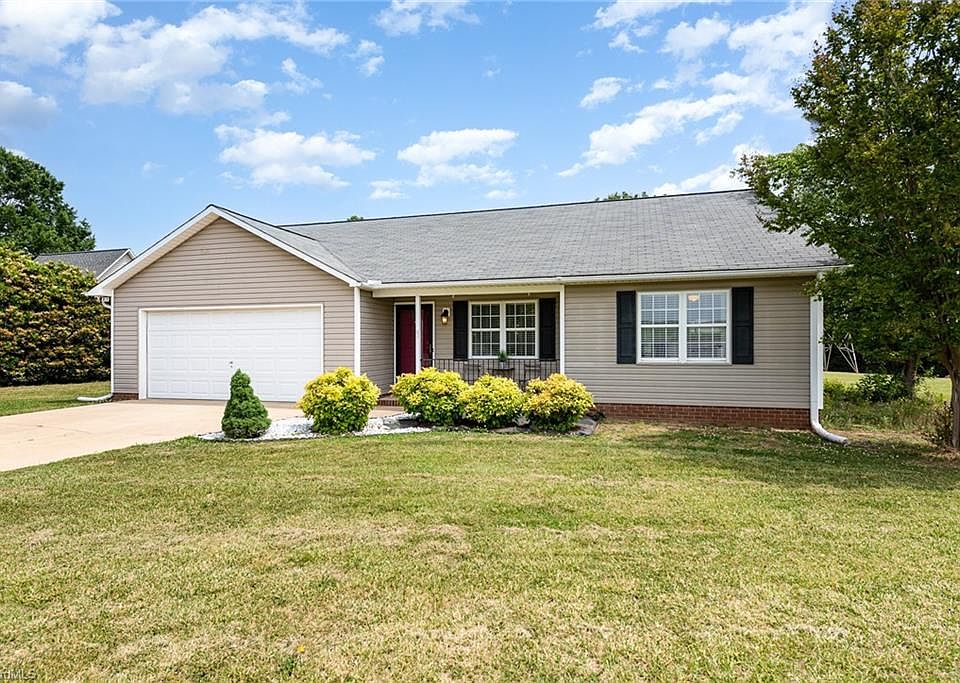 1st image of 219 Nathan Dr
