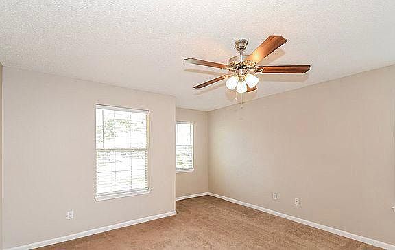 5th image of 4252 Hanging Moss Dr #3