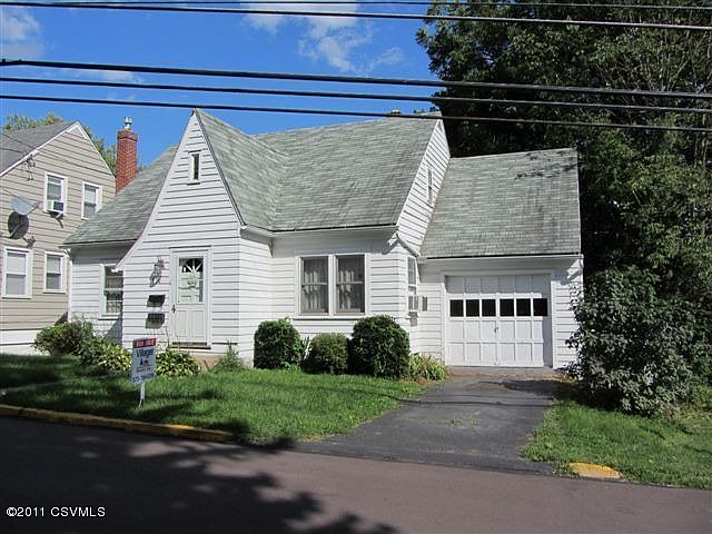 2nd image of 330 E 1st St