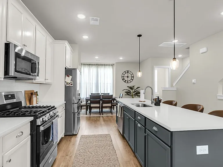 1041 Old Cypress Run — Photo 4