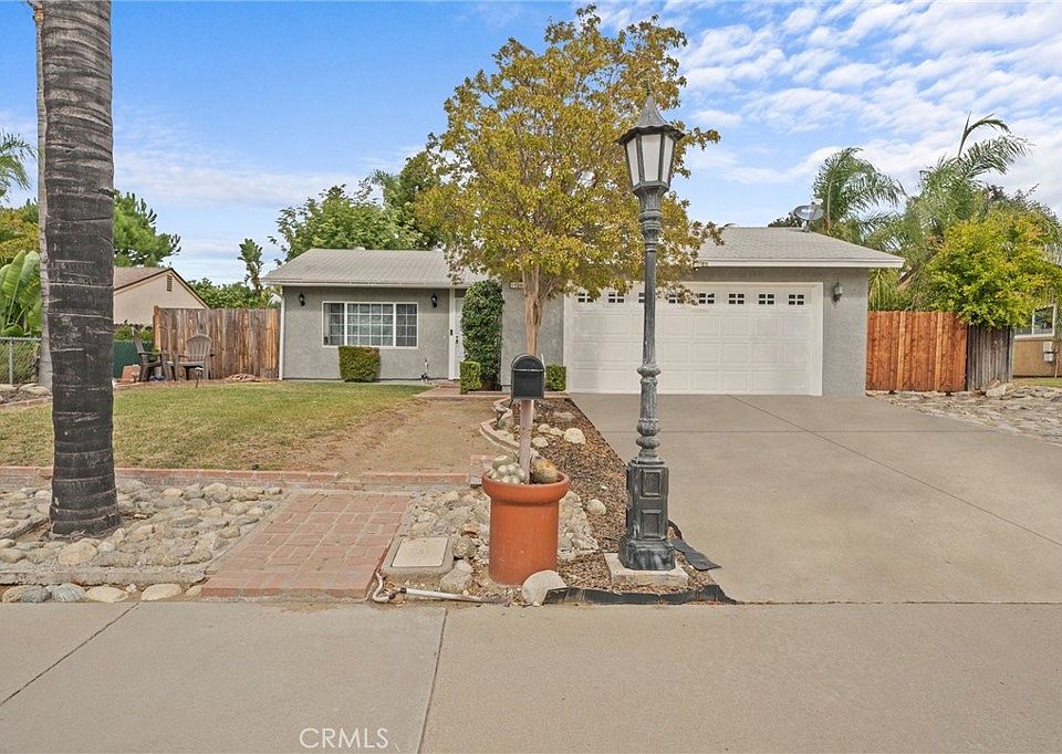 1st image of 628 Sonoma Ct