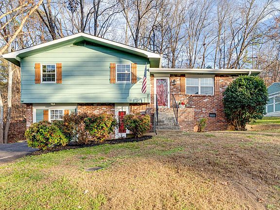 2nd image of 230 Pierce Dr
