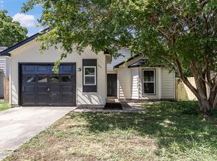 2043 Foxhorn Rd, Jacksonville, NC 28546