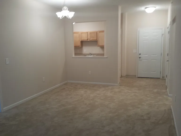 Aquamarine Apartments — Photo 76
