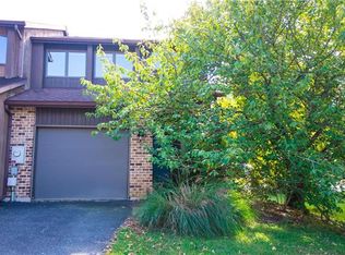 1746 Falcon Dr, Bethlehem, PA 18017