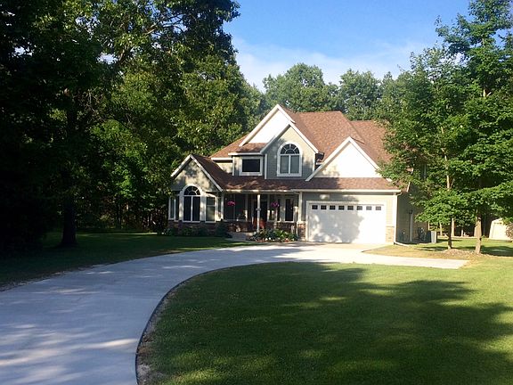 2nd image of 15927 Treeline Dr