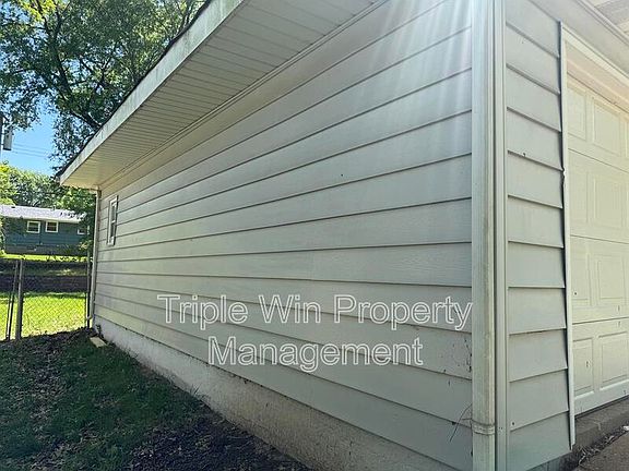 4th image of 48 Wayside Dr