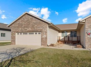 2440 Park 3rd Ave NW, Waverly, IA 50677