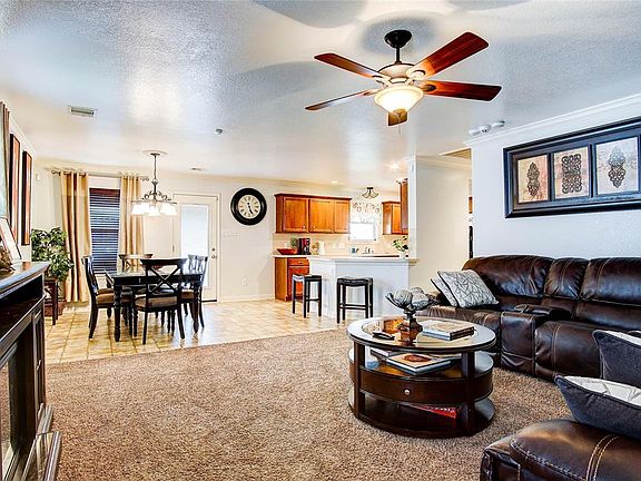 3rd image of 9539 Swanpond Ct