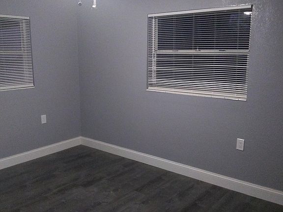 5th image of 2922 Sprague Dr