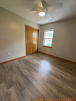 133 Lawndale Ln — Photo 6