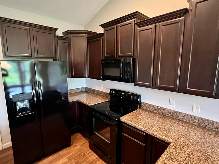 325 S Stonegate Dr — Photo 6