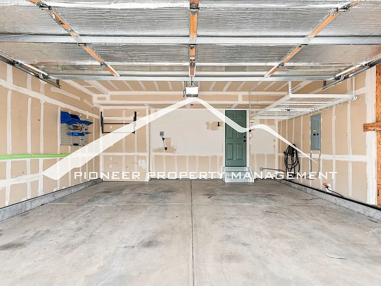 8018 Parsonage Ln — Photo 29